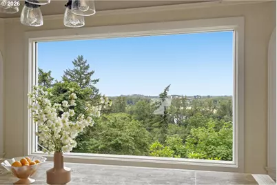 2450 Birch Ln, Eugene, OR 97403 - Photo 11