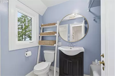 2450 Birch Ln, Eugene, OR 97403 - Photo 21