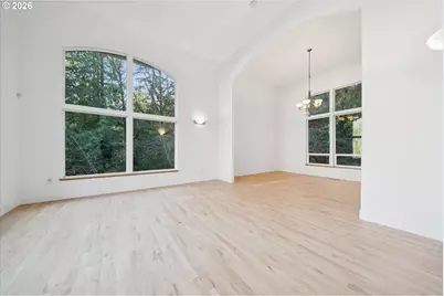 5604 SW Knightsbridge Dr, Portland, OR 97219 - Photo 9