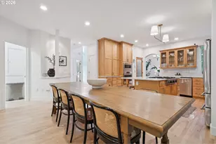 5604 SW Knightsbridge Dr, Portland, OR 97219 - Photo 17