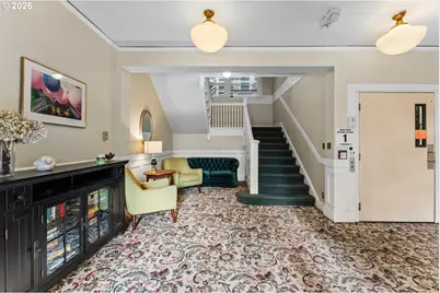 731 SW King Ave #10, Portland, OR 97035 - Photo 3