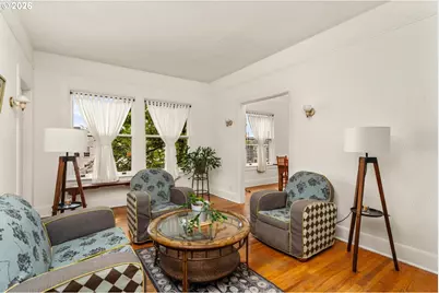 731 SW King Ave #10, Portland, OR 97035 - Photo 7