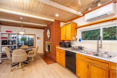 87250 Cedar Flat Rd, Springfield, OR 97478 - Photo 13