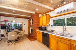 87250 Cedar Flat Rd, Springfield, OR 97478 - Photo 13