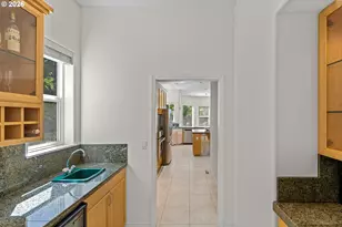 1616 NW Foley Ct, Portland, OR 97229 - Photo 25