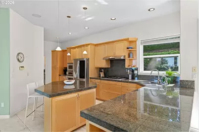 1616 NW Foley Ct, Portland, OR 97229 - Photo 15
