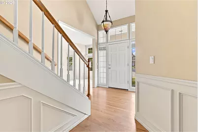 13075 Sierra Ct, Lake Oswego, OR 97035 - Photo 3
