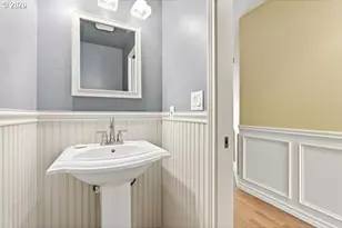 13075 Sierra Ct, Lake Oswego, OR 97035 - Photo 21