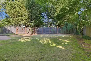 13075 Sierra Ct, Lake Oswego, OR 97035 - Photo 35