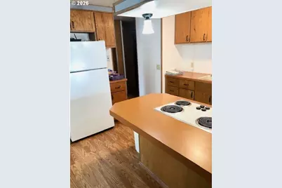 1475 Green Acres #105, Eugene, OR 97408 - Photo 5