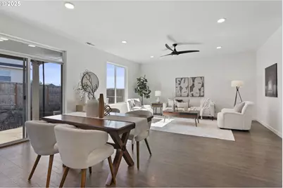 814 NE Buckthorn Dr, Estacada, OR 97023 - Photo 11