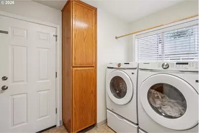 1743 SE 60th Ave, Hillsboro, OR 97123 - Photo 29