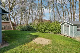 1743 SE 60th Ave, Hillsboro, OR 97123 - Photo 33