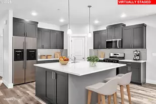 781 Riley Dr, Silverton, OR 97381 - Photo 3