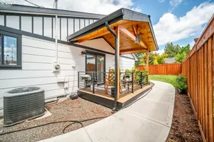 8955 SW Club Meadow Ln, Portland, OR 97225 - Photo 27