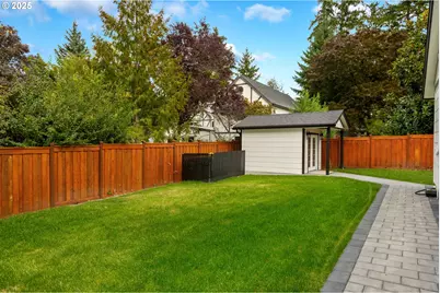 8955 SW Club Meadow Ln, Portland, OR 97225 - Photo 31