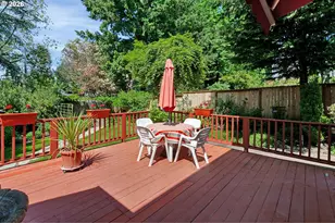 1821 NW 129th Pl, Portland, OR 97229 - Photo 17