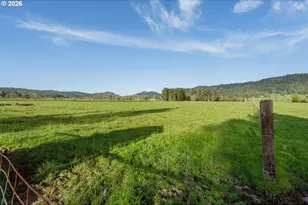 8160 Lookingglass Rd, Roseburg, OR 97471 - Photo 31