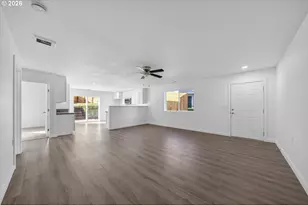 650 NE Polk St, Roseburg, OR 97470 - Photo 7