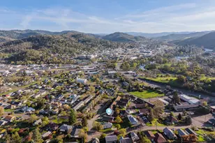 650 NE Polk St, Roseburg, OR 97470 - Photo 35