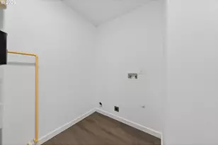 650 NE Polk St, Roseburg, OR 97470 - Photo 21