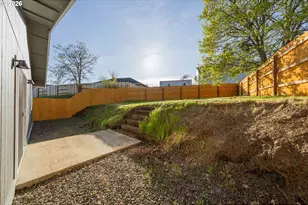 650 NE Polk St, Roseburg, OR 97470 - Photo 25