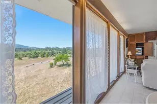 24312 Cardwell Hill Dr, Philomath, OR 97370 - Photo 23