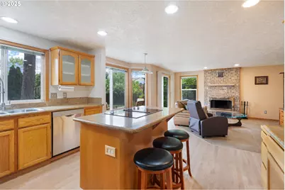 9358 SW Claridge Dr, Portland, OR 97223 - Photo 15