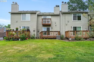 10900 SW 76th Pl, Tigard, OR 97223 - Photo 33