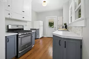 2446 NE 50th Ave, Portland, OR 97213 - Photo 9