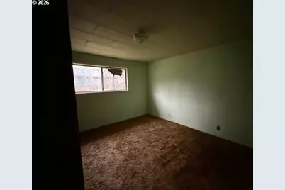 381 SE Gregory Dr, Winston, OR 97496 - Photo 19