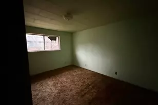 381 SE Gregory Dr, Winston, OR 97496 - Photo 19