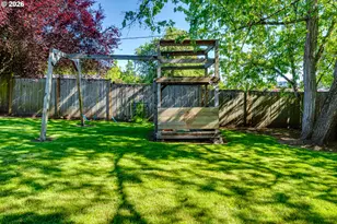 3270 Alder St, Eugene, OR 97405 - Photo 23