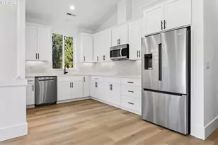 6255 Burma Rd, Lake Oswego, OR 97035 - Photo 13