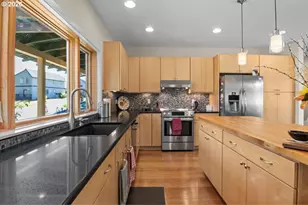 1884 SE John Muir Circle, Salem, OR 97302 - Photo 9