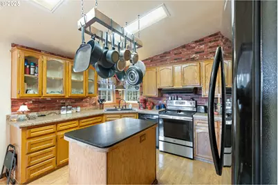 1941 Byron Creek Rd, Winston, OR 97496 - Photo 3