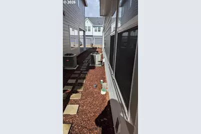 7024 SE Frasier Ln, Hillsboro, OR 97123 - Photo 37