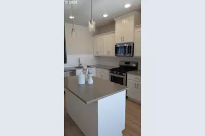 7024 SE Frasier Ln, Hillsboro, OR 97123 - Photo 5