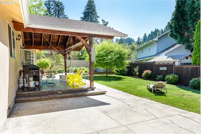 586 S 68th Pl, Springfield, OR 97478 - Photo 35