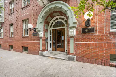 410 NW 18th Ave #103, Portland, OR 97209 - Photo 1