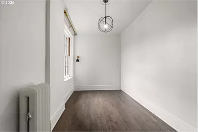 410 NW 18th Ave #103, Portland, OR 97209 - Photo 25