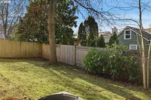 11015 SW 60th Ave, Portland, OR 97219 - Photo 25