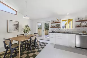 11015 SW 60th Ave, Portland, OR 97219 - Photo 11