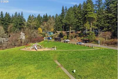 11015 SW 60th Ave, Portland, OR 97219 - Photo 29