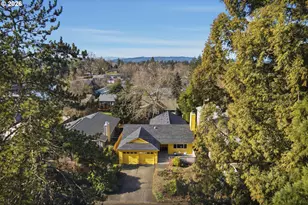 11015 SW 60th Ave, Portland, OR 97219 - Photo 27