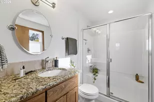 11015 SW 60th Ave, Portland, OR 97219 - Photo 15