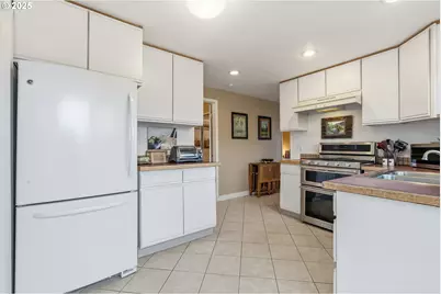 394 Fallbridge Rd, Wishram, WA 98673 - Photo 9