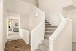 1924 NW Norfolk Ct, Portland, OR 97229 - Photo 23