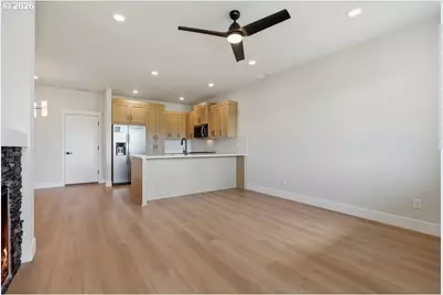 4268 SE Century Blvd, Hillsboro, OR 97123 - Photo 11