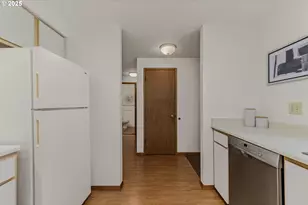 13216 NE Salmon Creek Ave, Vancouver, WA 98686 - Photo 5